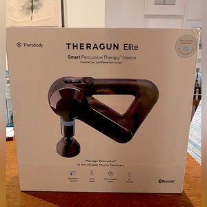 Theragun Elite in Black